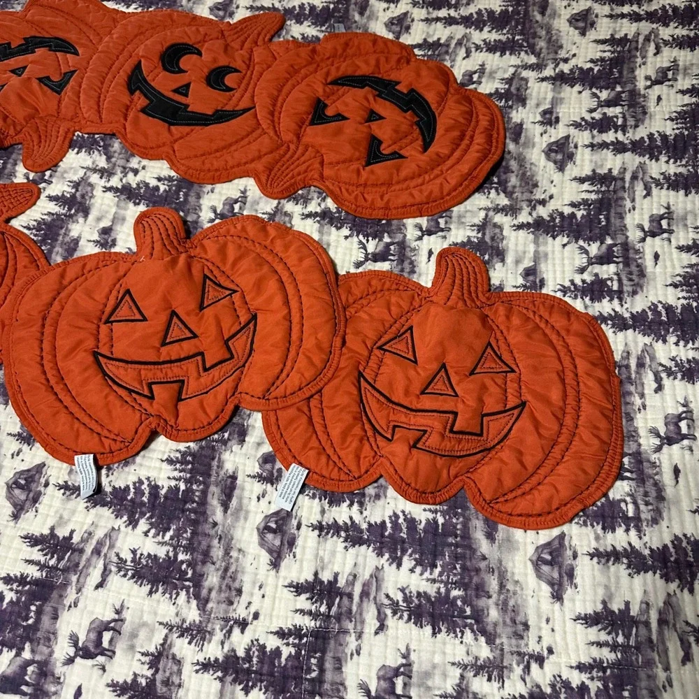 Rachel Ashwell Halloween Pumpkin Jack O Lantern Placemat Set & Runner Orange
